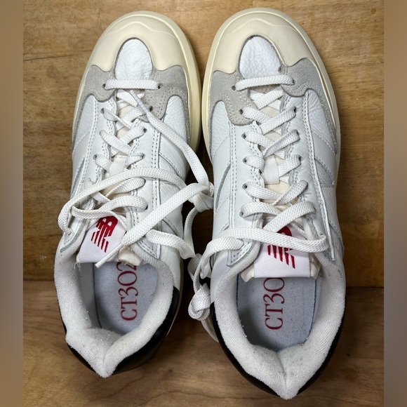 New Balance CT302 Womens Size 9.5 Shoes Sneakers White/Black/Gray Suede CT302OD - Picture 6 of 8